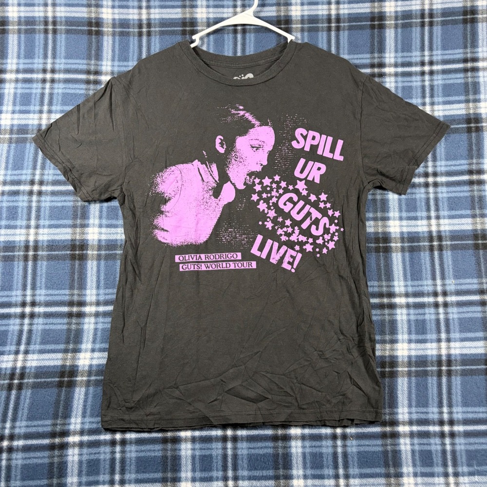 Olivia Rodrigo GUTS World Tour Spill Ur Guts Live Graphic T-Shirt Pink Black M